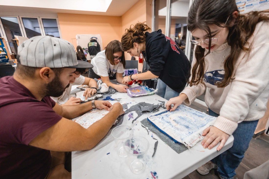 A day of hands-on creativity, making things by hand (photo 10 of 11)
